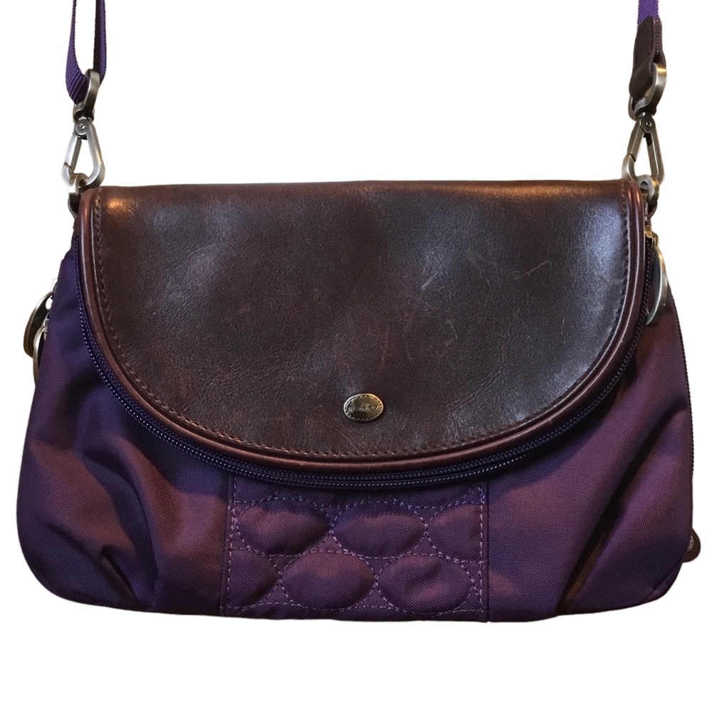 Mosey Life Smiler Quilted Nylon Leather Crossbody Travel Bag